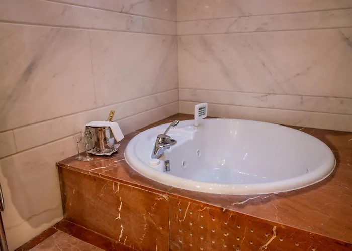 Papillo & Hotel 4*